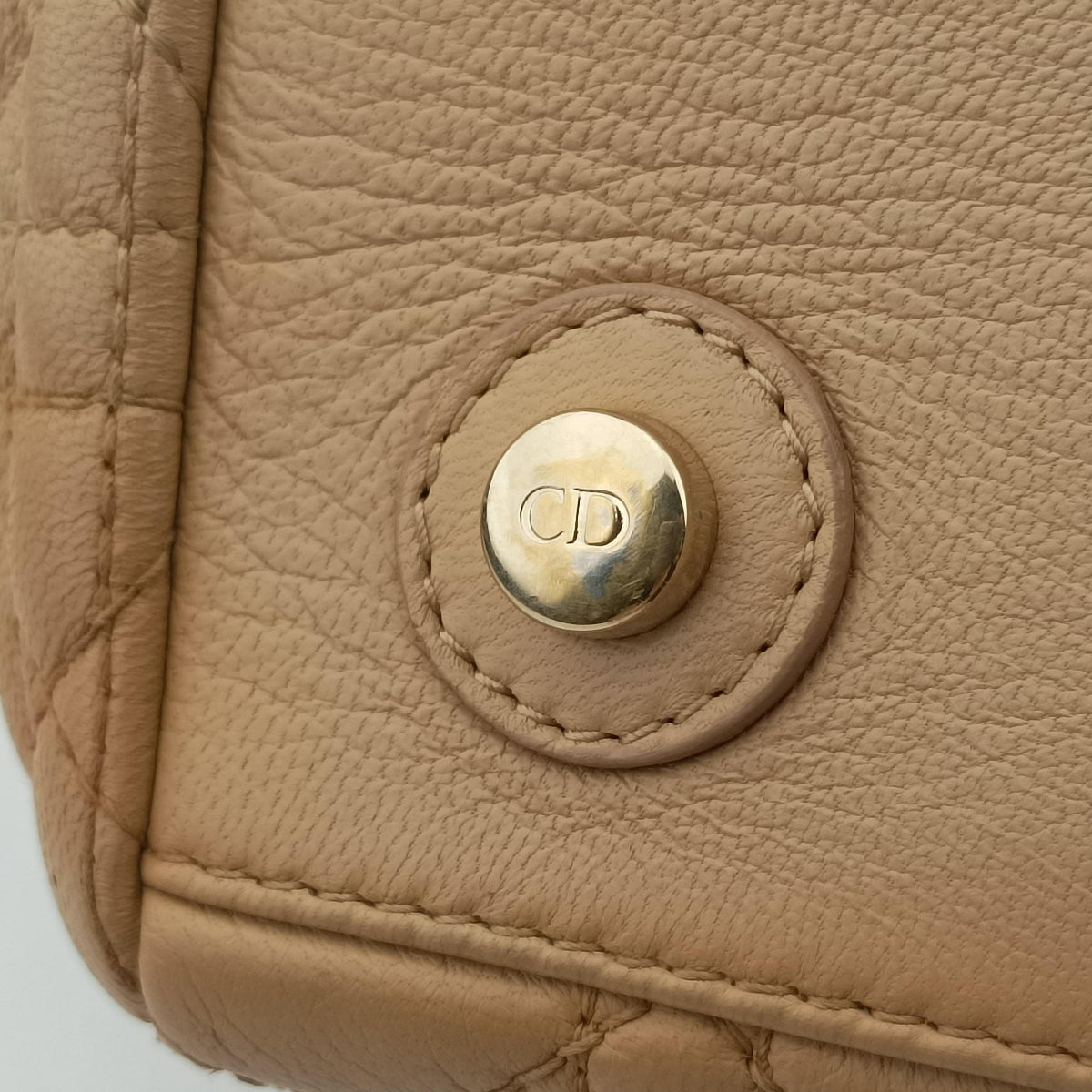 Pre-owned Christian Dior Cannage stitching Camel Lambskin  handbag | stylenewstar