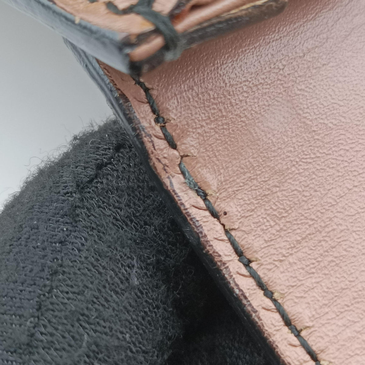 Pre-owned Gucci Emily Beige×pink canvas×leather 295402 shoulderbag | stylenewstar