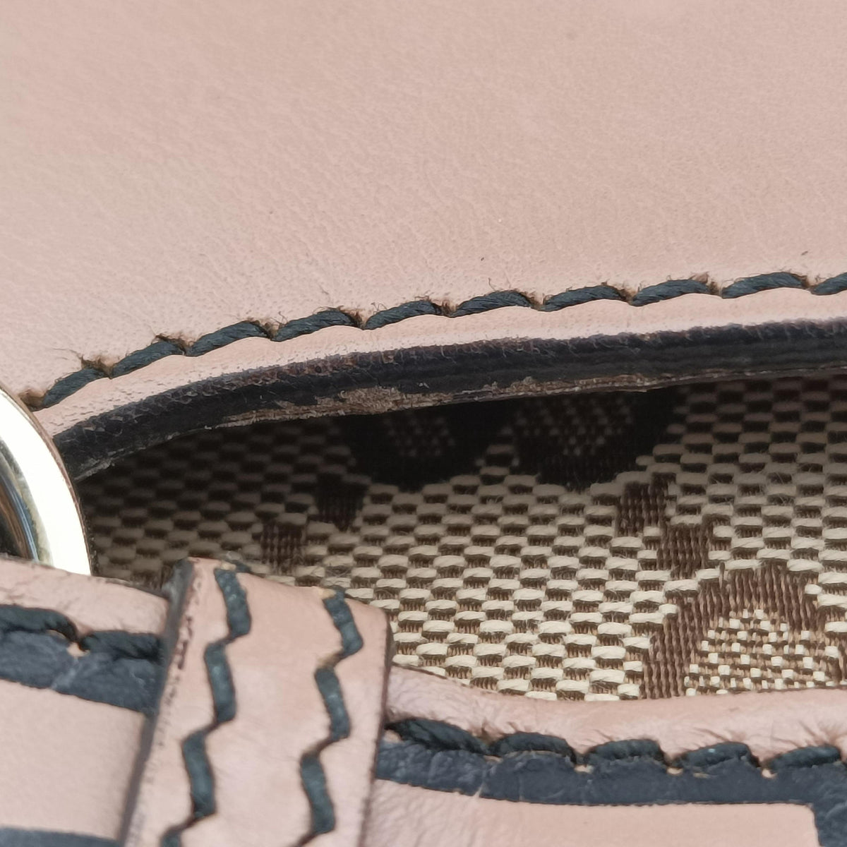 Pre-owned Gucci Emily Beige×pink canvas×leather 295402 shoulderbag | stylenewstar