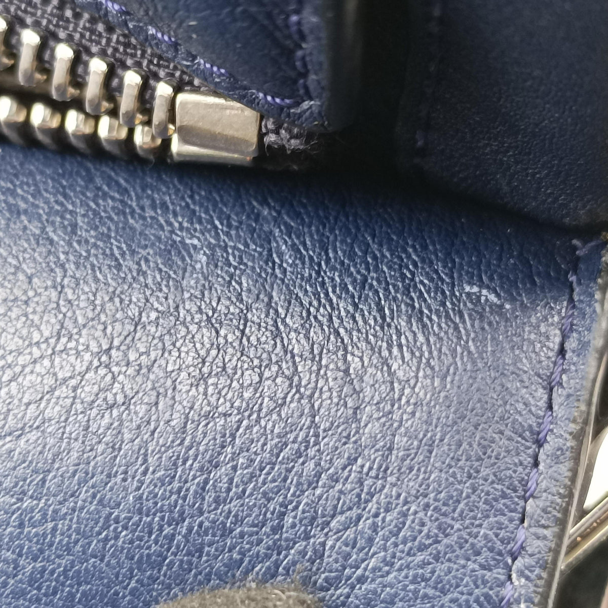 Pre-owned Loewe Puzzle Blue Leather  handbag | stylenewstar