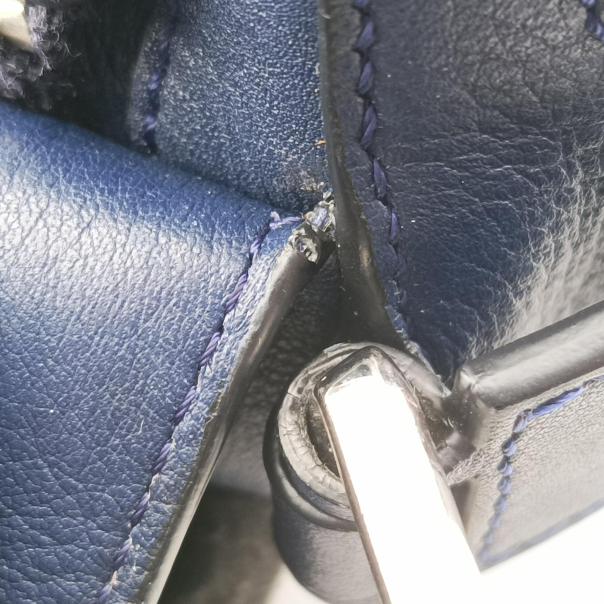 Pre-owned Loewe Puzzle Blue Leather  handbag | stylenewstar