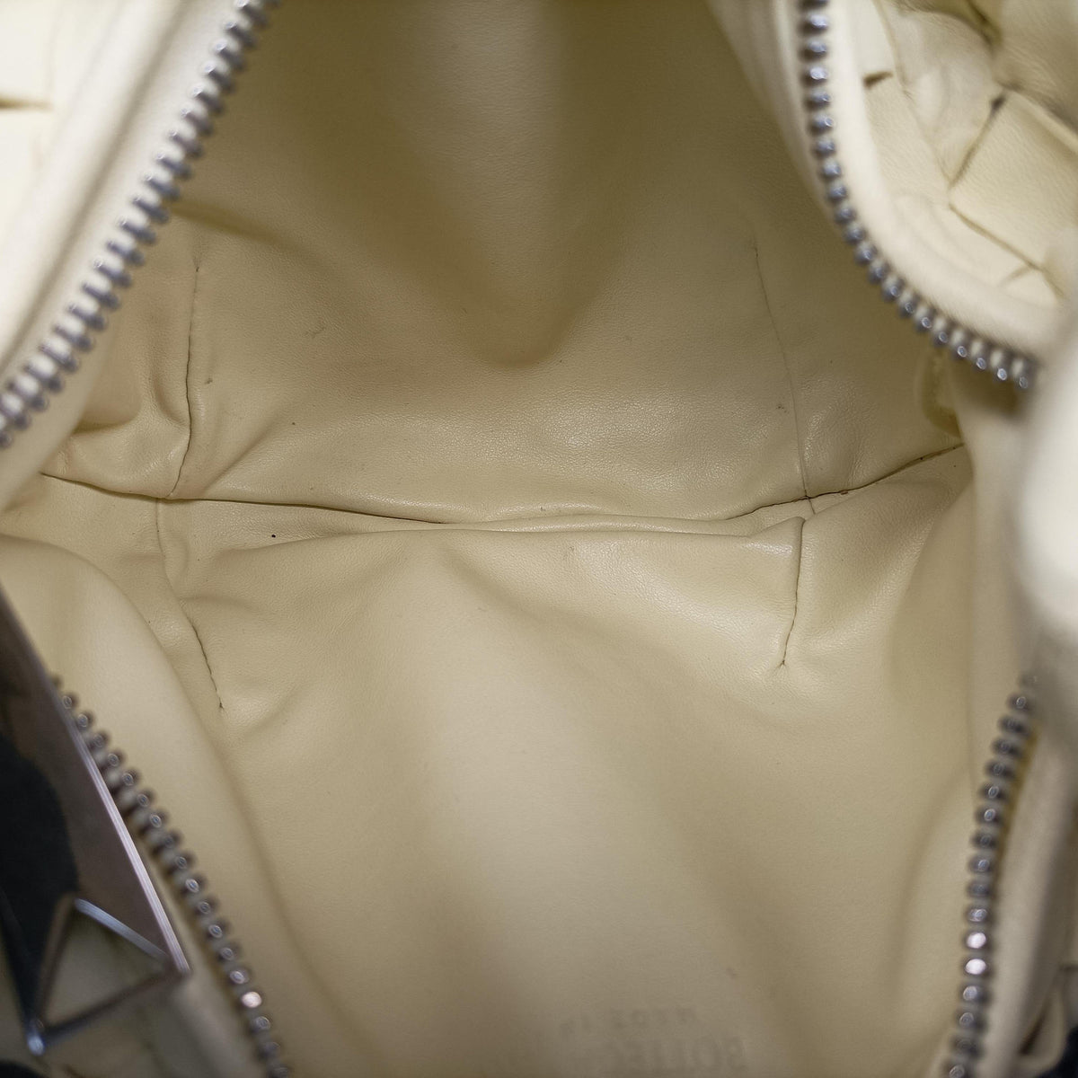 Secondhand Bottega Veneta The Jodie Yellow lambskin  handbag | stylenewstar