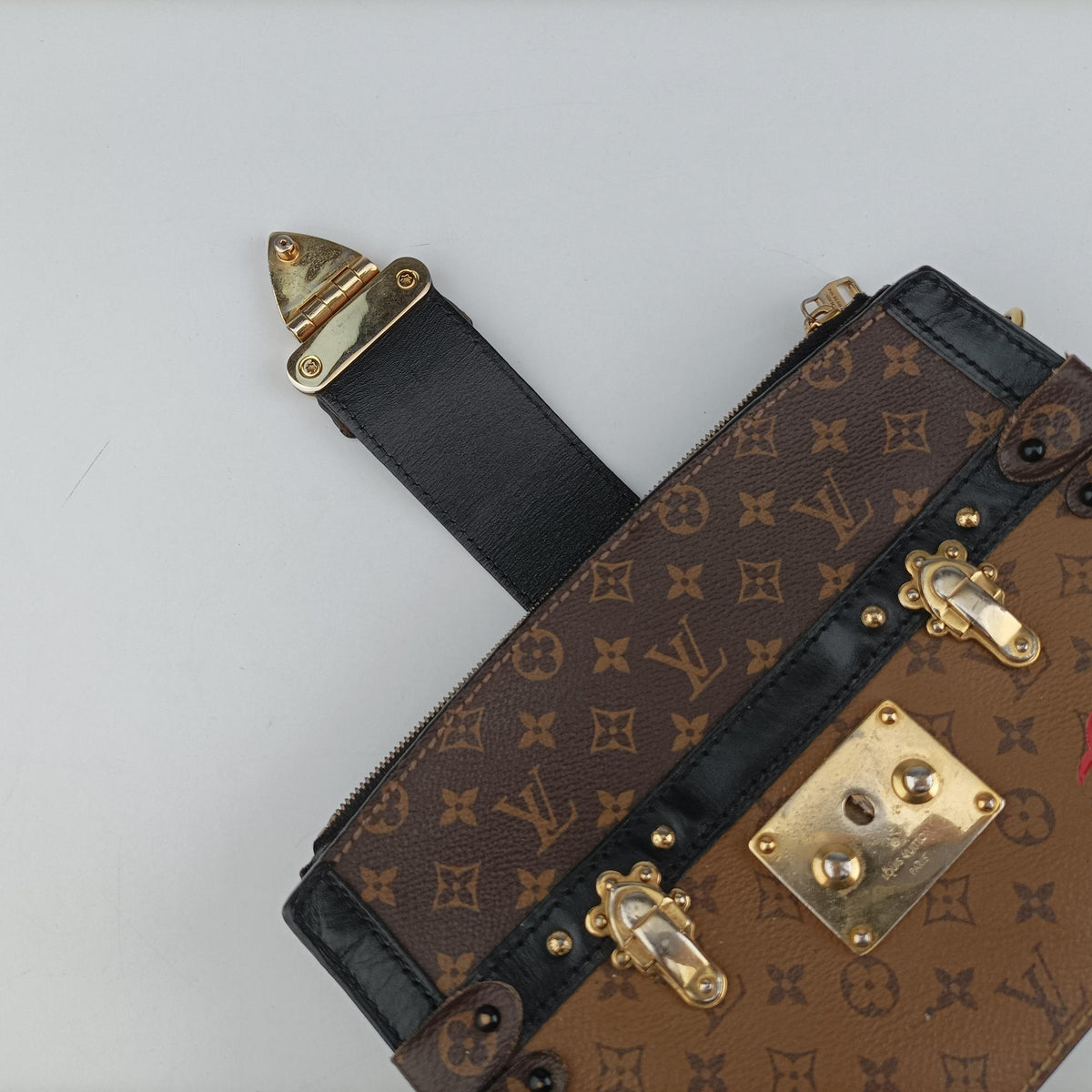Secondhand Louis Vuitton Trunk Clutch Brown Monogram canvas x calfskin M43596 shoulderbag | stylenewstar