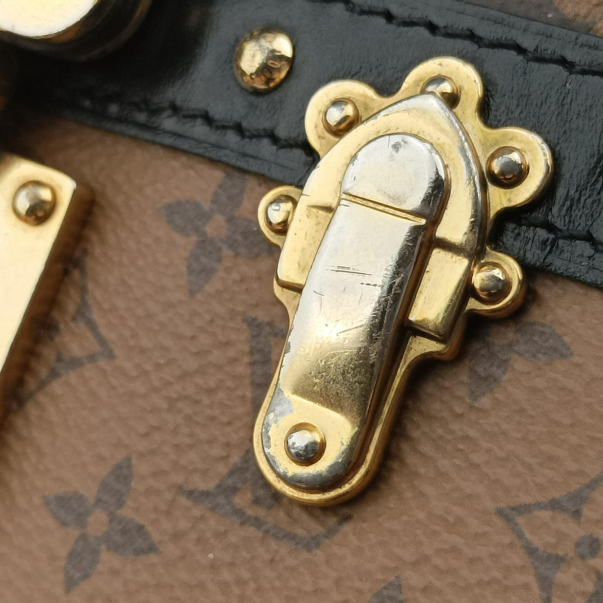 Secondhand Louis Vuitton Trunk Clutch Brown Monogram canvas x calfskin M43596 shoulderbag | stylenewstar