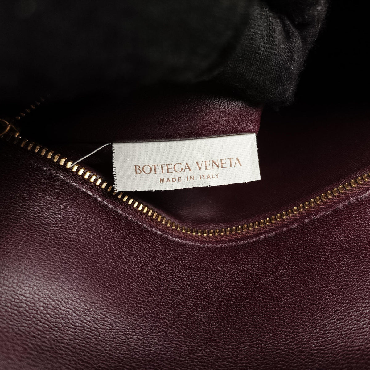 Pre-owned Bottega Veneta The Clip Burgundy Leather  shoulderbag | stylenewstar