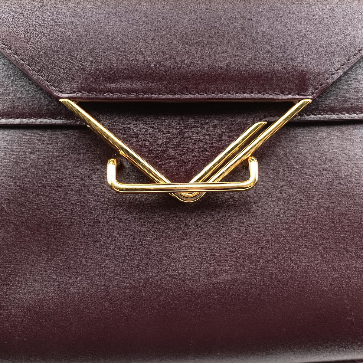 Pre-owned Bottega Veneta The Clip Burgundy Leather  shoulderbag | stylenewstar