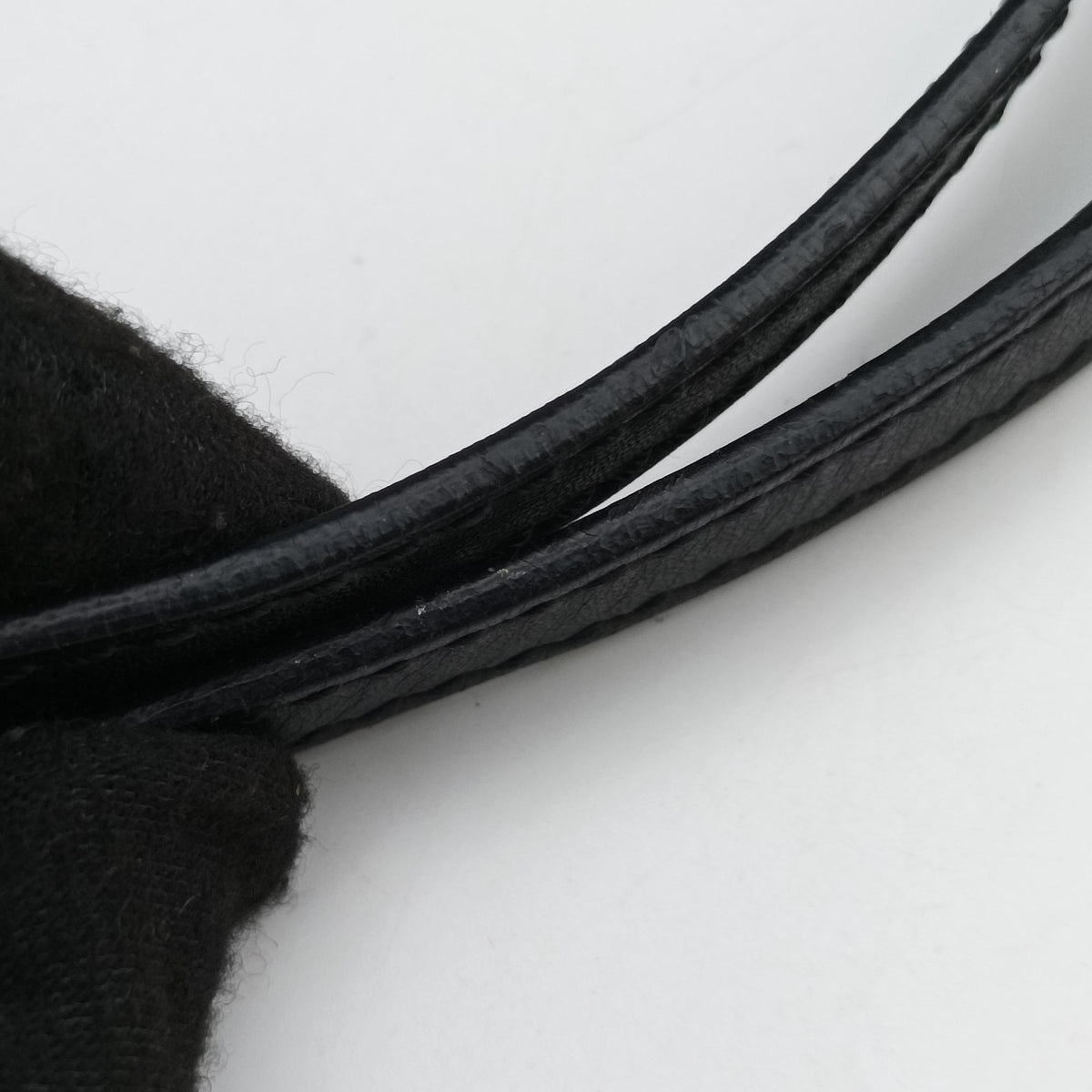Vintage Fendi B Mix Black Leather×Fur 8BK038 handbag | stylenewstar