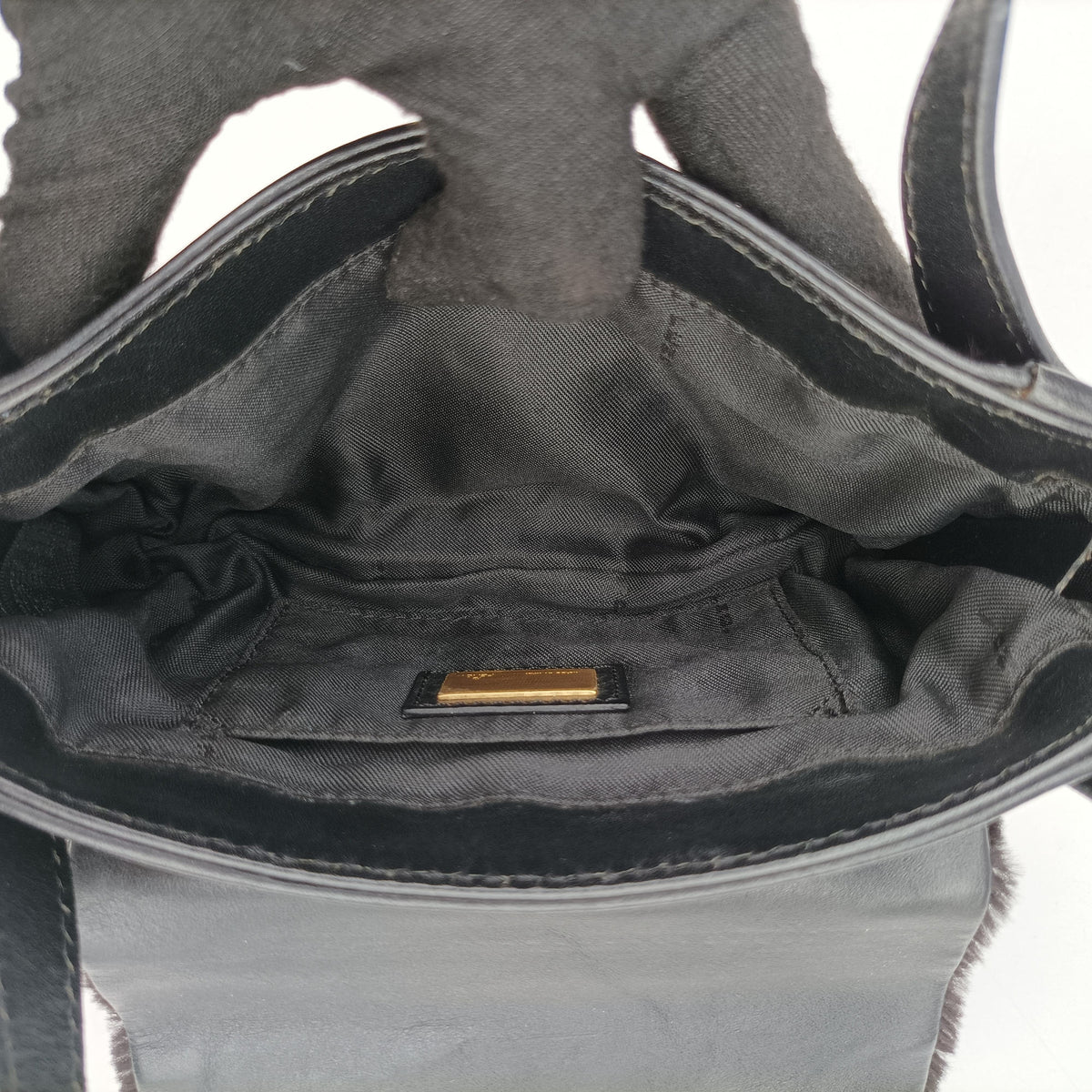Vintage Fendi B Mix Black Leather×Fur 8BK038 handbag | stylenewstar