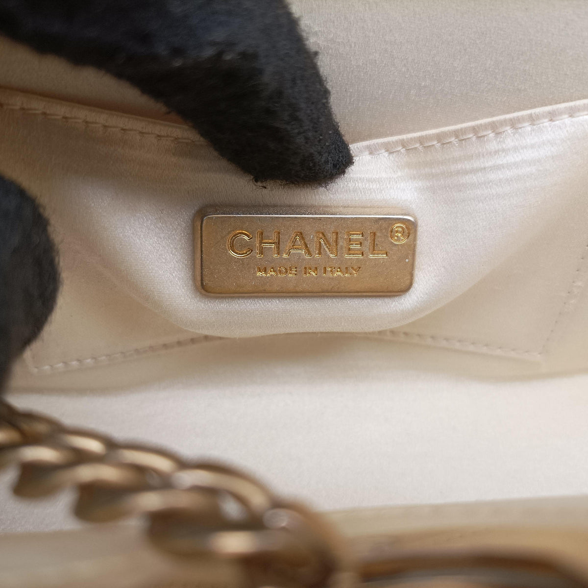 Vintage Chanel CC Button Timeless Wristlet Clutch Bag Beige lambskin AS0178 handbag | stylenewstar