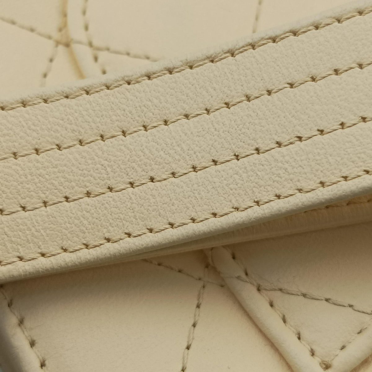 Vintage Chanel CC Button Timeless Wristlet Clutch Bag Beige lambskin AS0178 handbag | stylenewstar