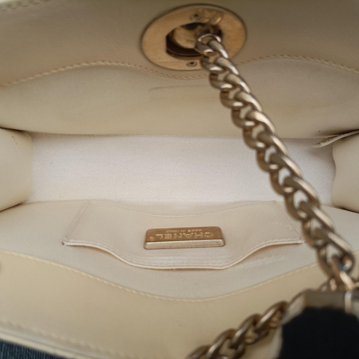 Vintage Chanel CC Button Timeless Wristlet Clutch Bag Beige lambskin AS0178 handbag | stylenewstar