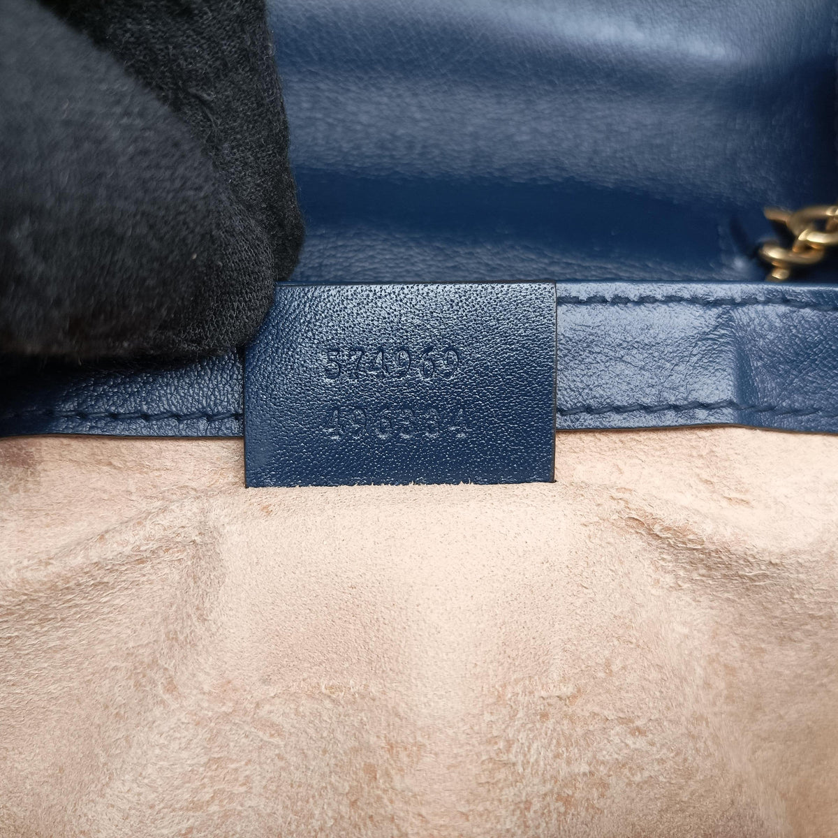 Secondhand Gucci GG Marmont White×navy Leather 574969 shoulderbag | stylenewstar