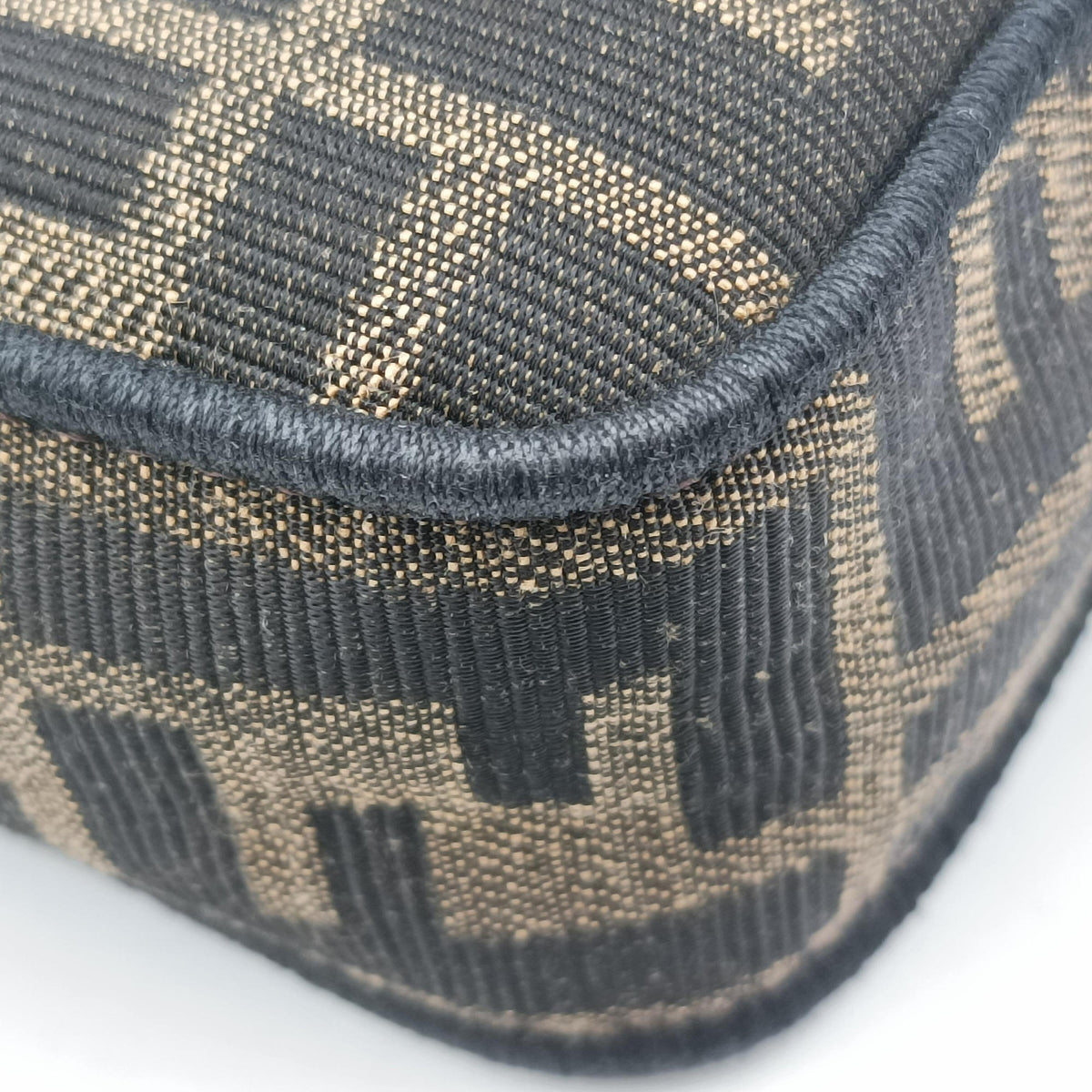 Pre-owned Fendi BAGUETTE Brown canvas 8BS017 shoulderbag | stylenewstar