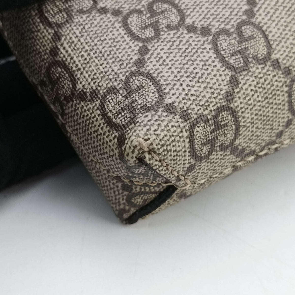 Pre-owned Gucci Interlocking G Messenger Beige × Brown PVC coated canvas× Leather 723306 crossbodybag | stylenewstar