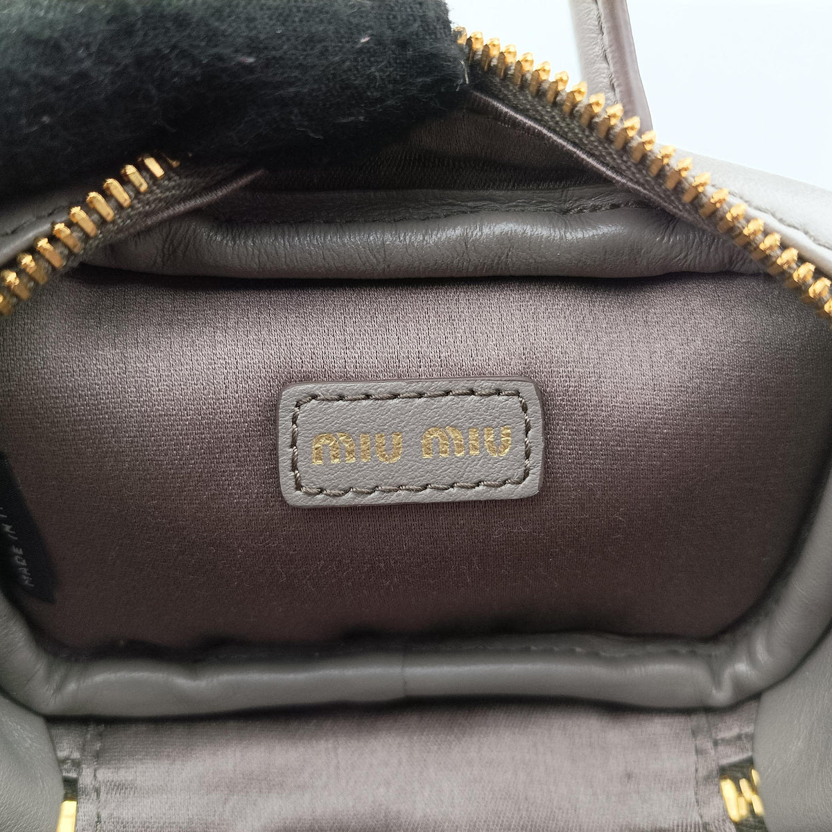 Pre-owned Miu Miu Beau Micro Grey Leather  handbag | stylenewstar