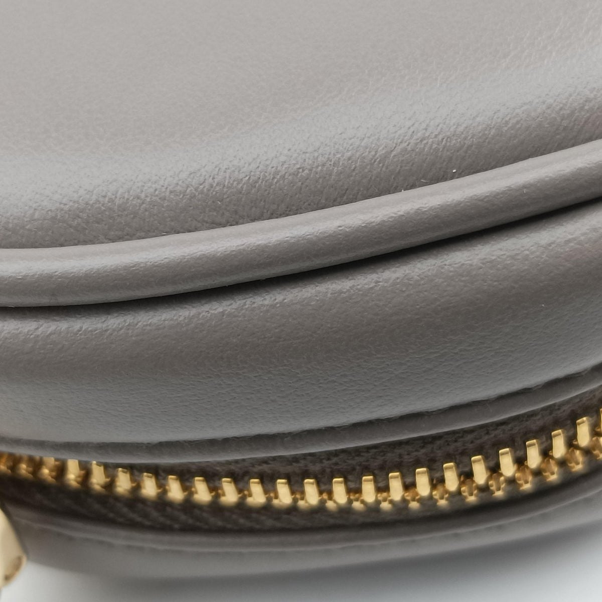 Pre-owned Miu Miu Beau Micro Grey Leather  handbag | stylenewstar