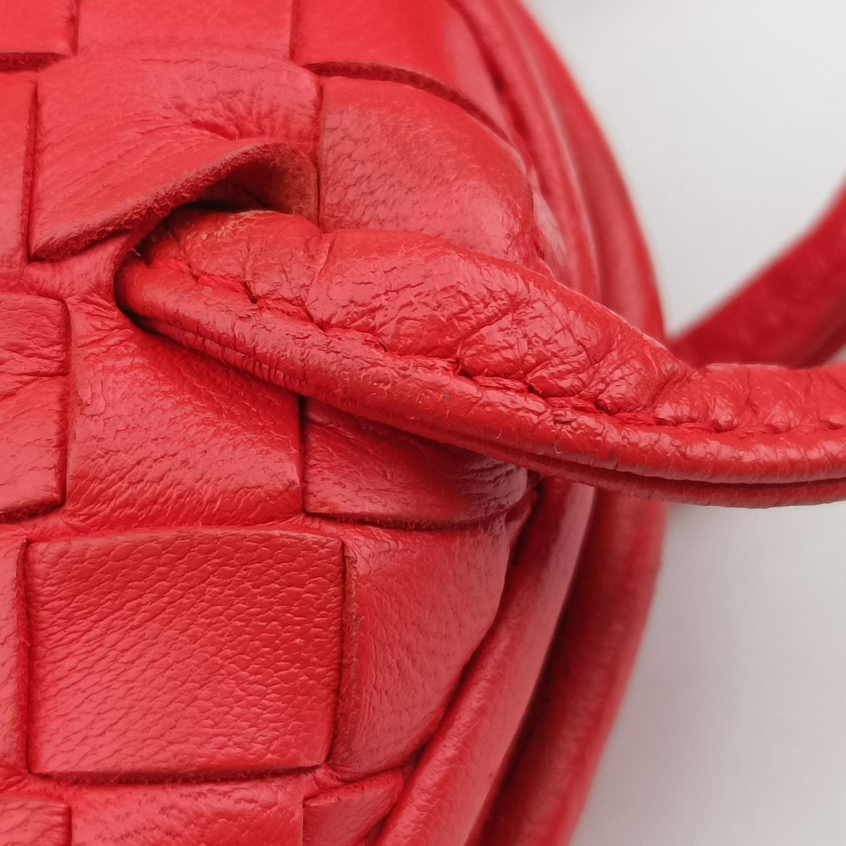 Secondhand Bottega Veneta NODINI Intrecciato Red lambskin  shoulderbag | stylenewstar