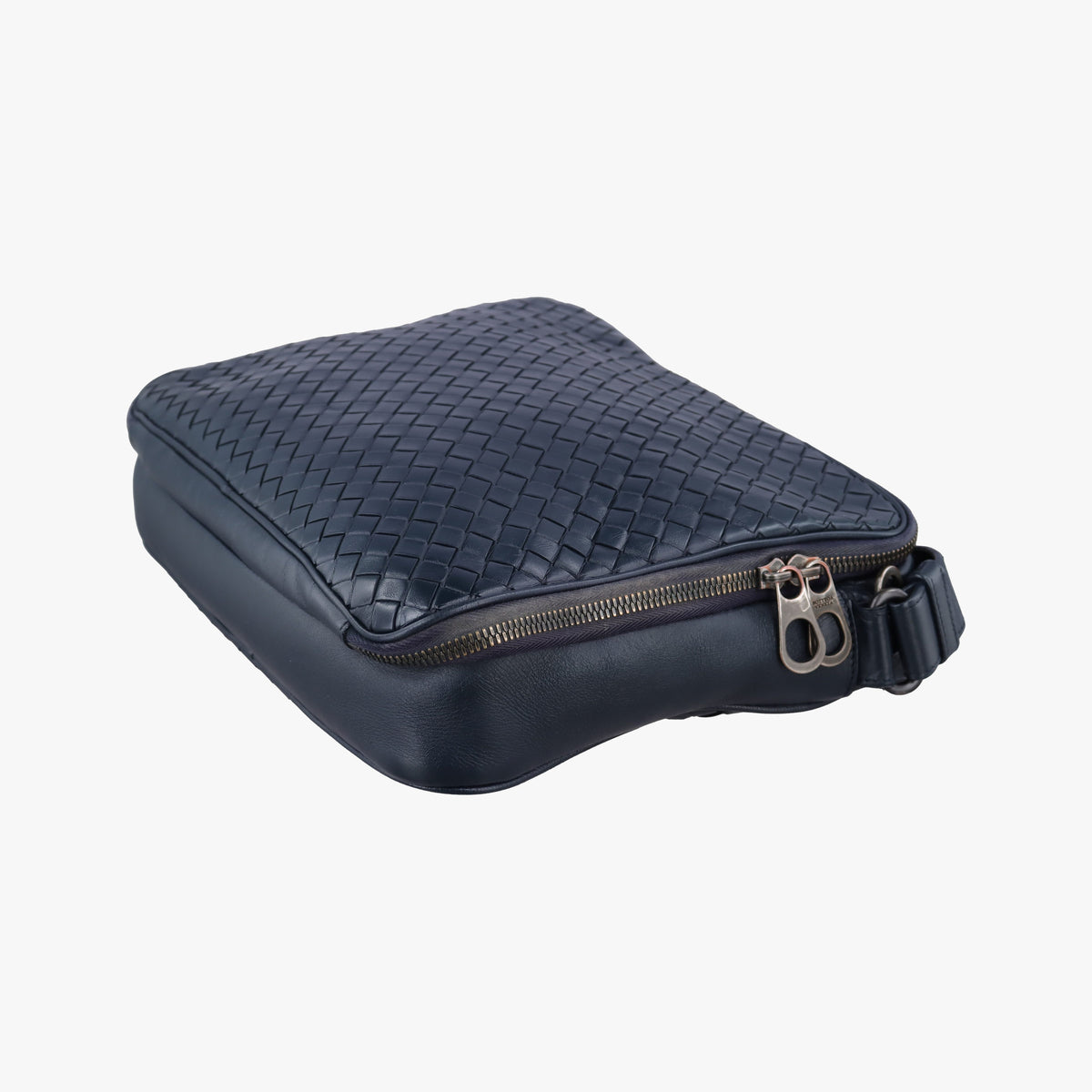 Vintage Bottega Veneta Intrecciato Navy lambskin  shoulderbag | stylenewstar