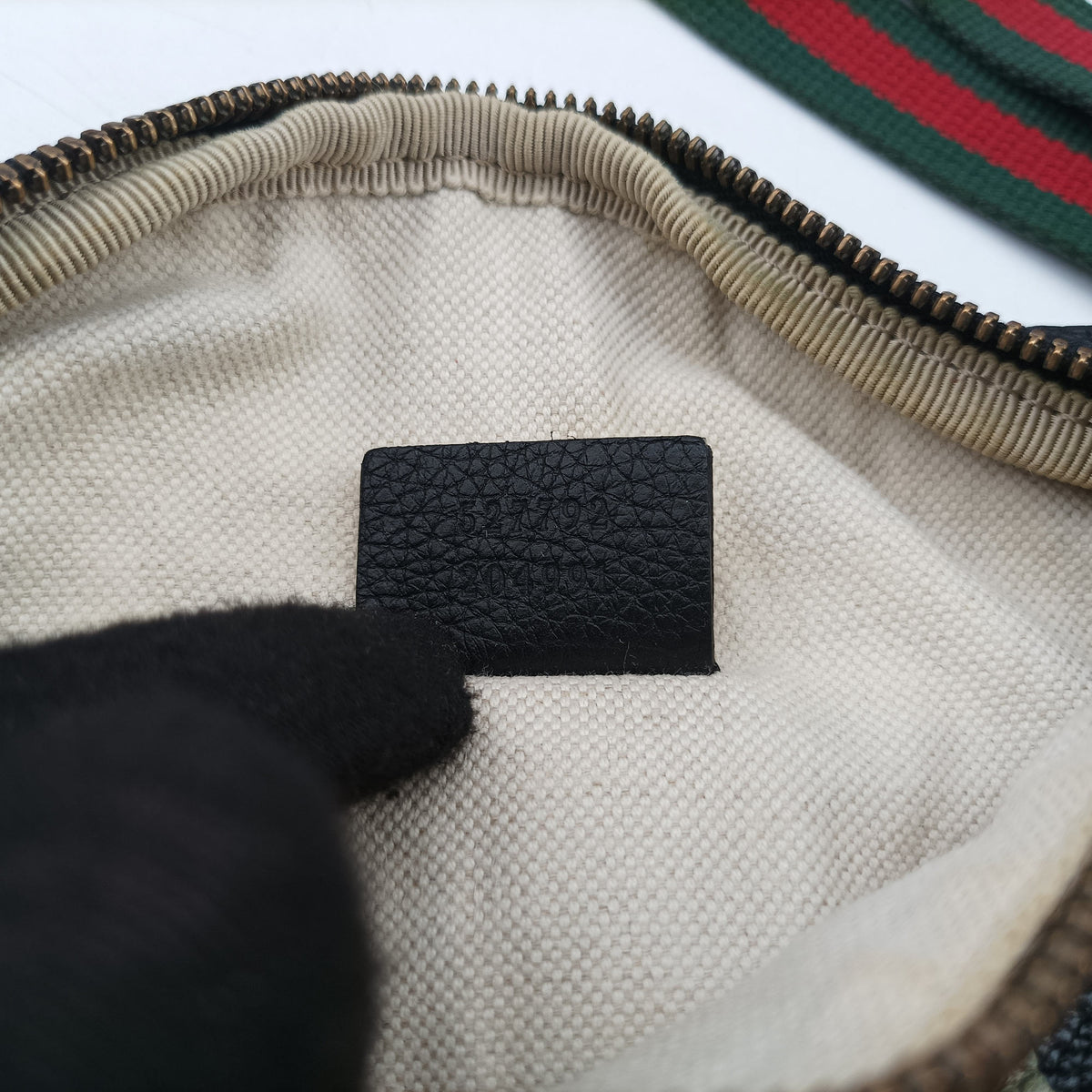 Secondhand Gucci Print Black Leather 527792 bum bag/waist bag | stylenewstar