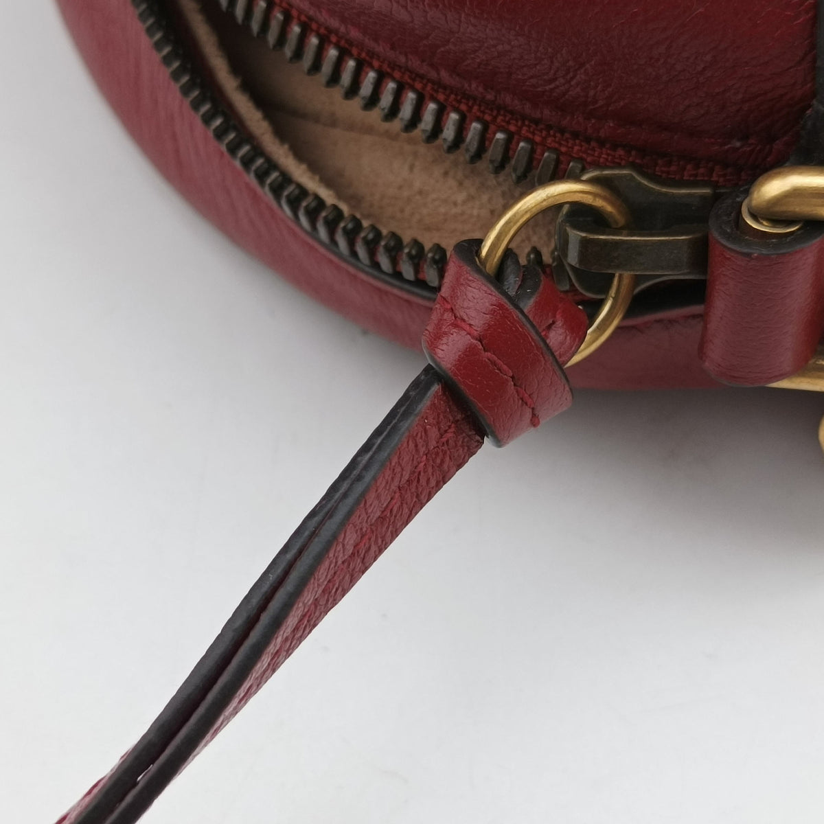 Pre-owned Gucci GG Marmont Red Leather 550154 shoulderbag | stylenewstar