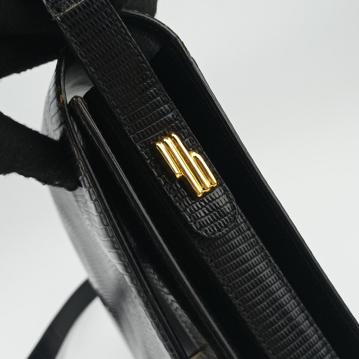 Vintage Gucci Vintage Black Leather 001.40 shoulderbag | stylenewstar