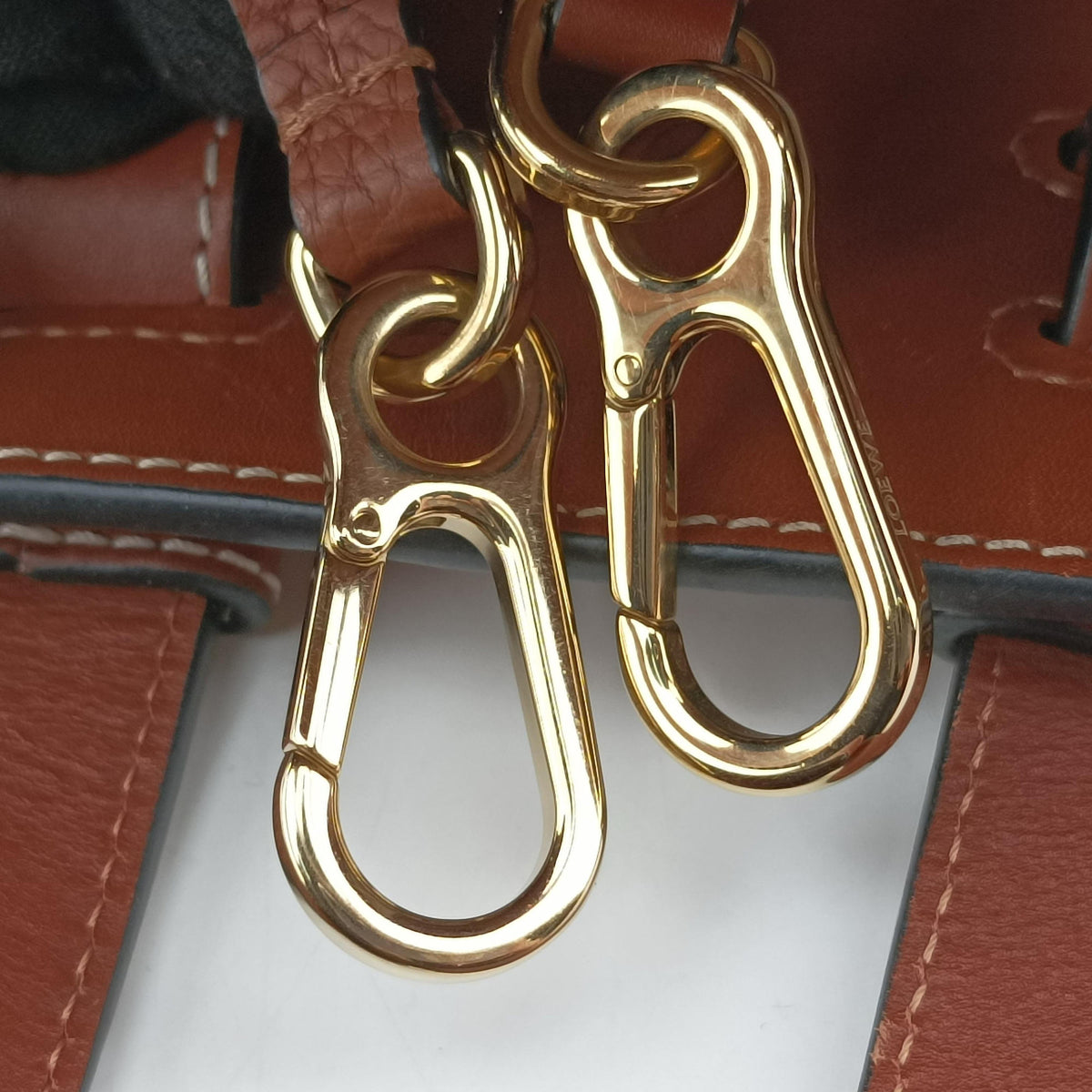 Secondhand Loewe Hammock Brown Leather  shoulderbag | stylenewstar