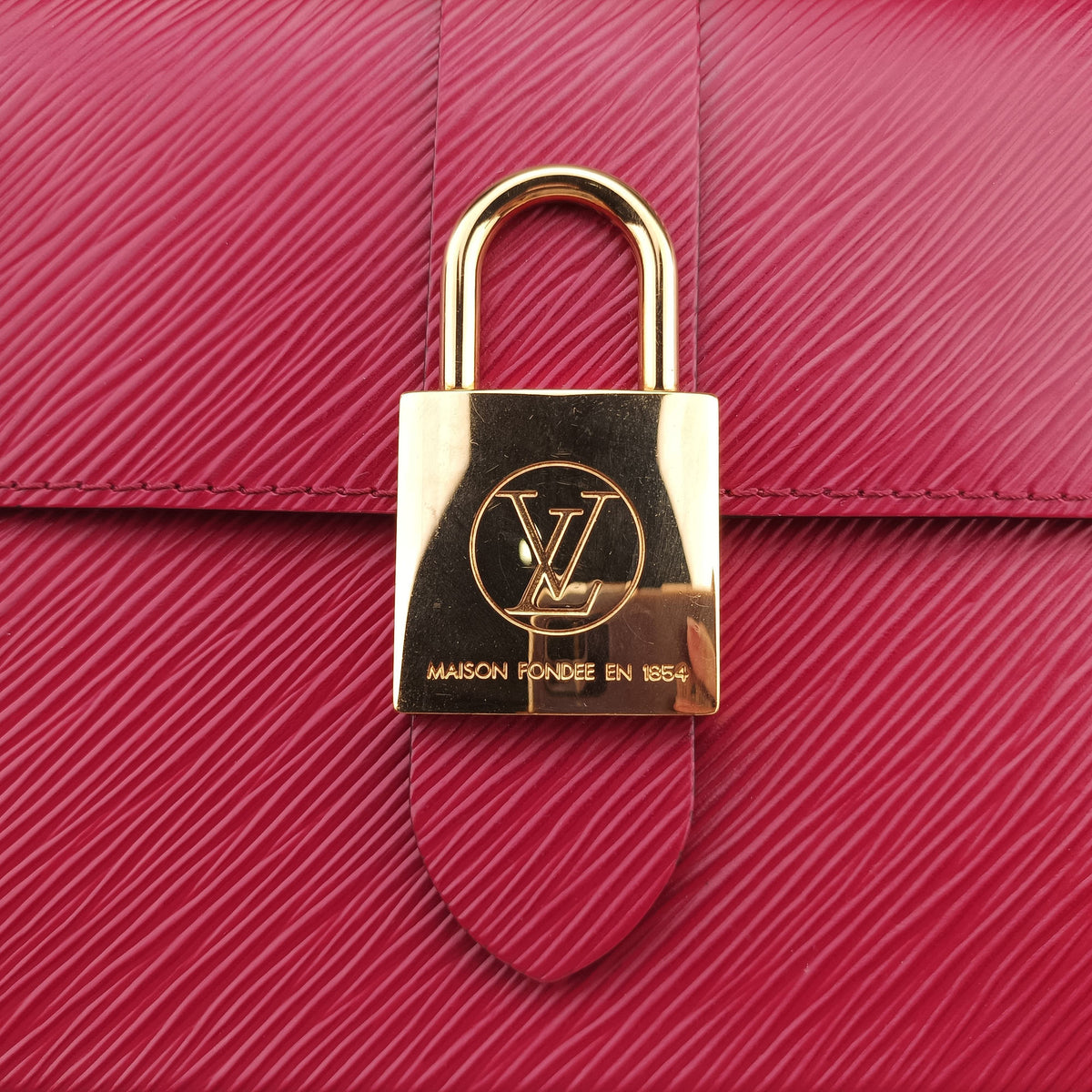 Pre-owned Louis Vuitton Locky BB FUCHSIA Epi  handbag | stylenewstar