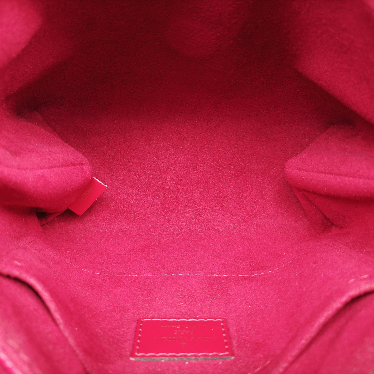 Pre-owned Louis Vuitton Locky BB FUCHSIA Epi  handbag | stylenewstar