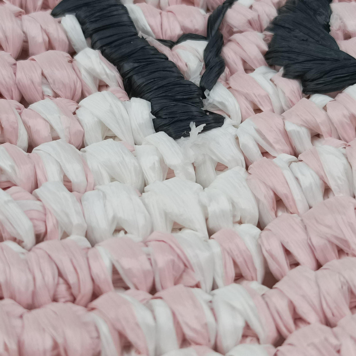 Pre-owned Prada Effect Crochet Pink Raffia  shoulderbag | stylenewstar