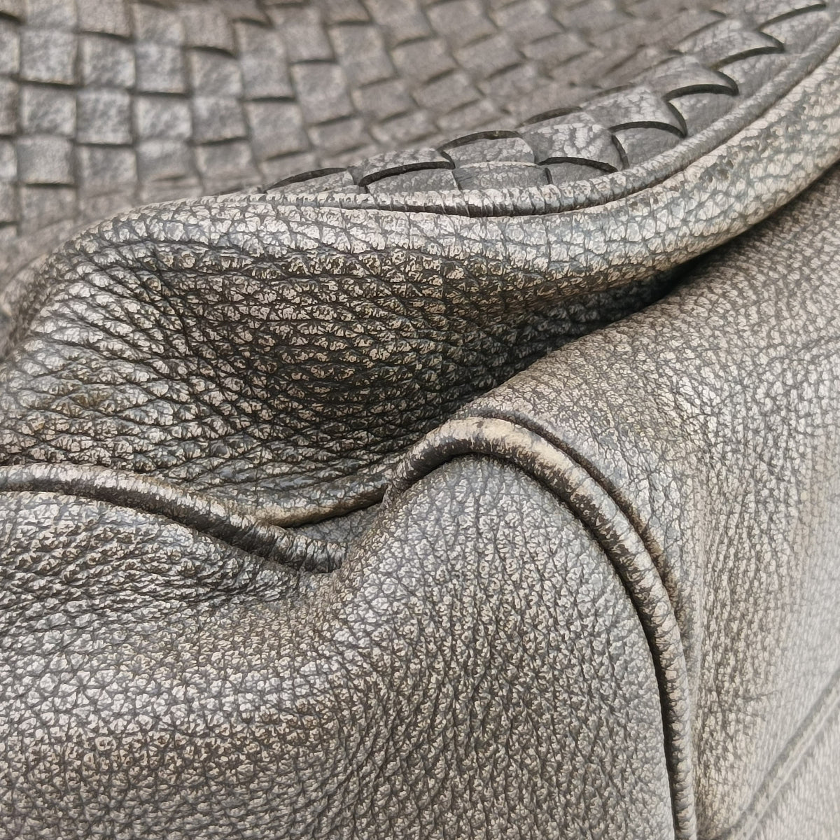 Secondhand Bottega Veneta Intrecciato Grey lambskin  shoulderbag | stylenewstar