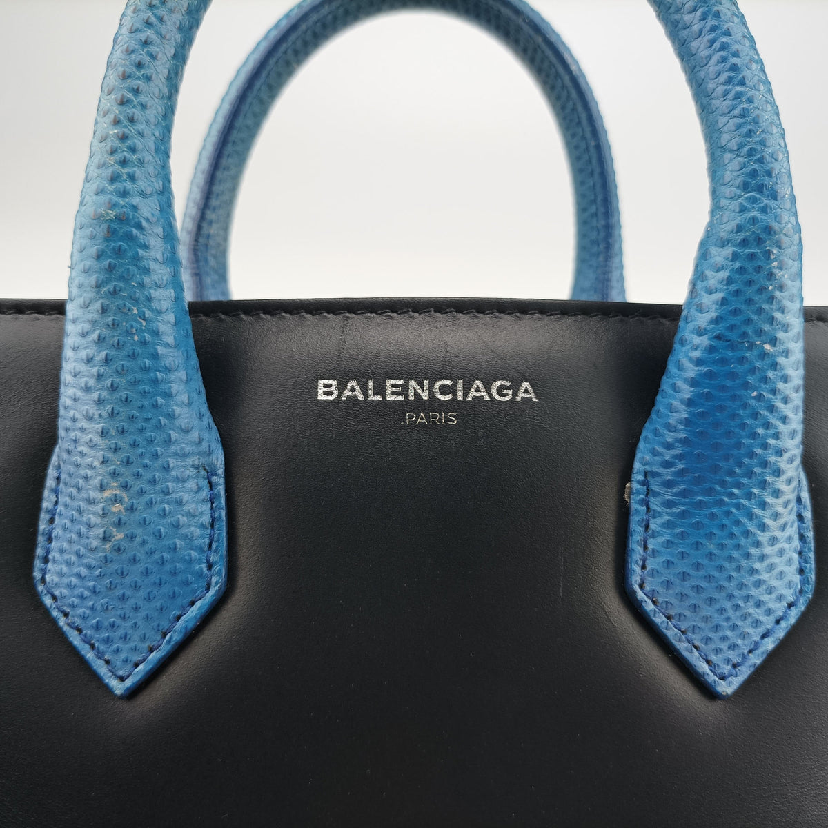 Secondhand Balenciaga Padlock Nude Marble Black Leather  shoulderbag | stylenewstar