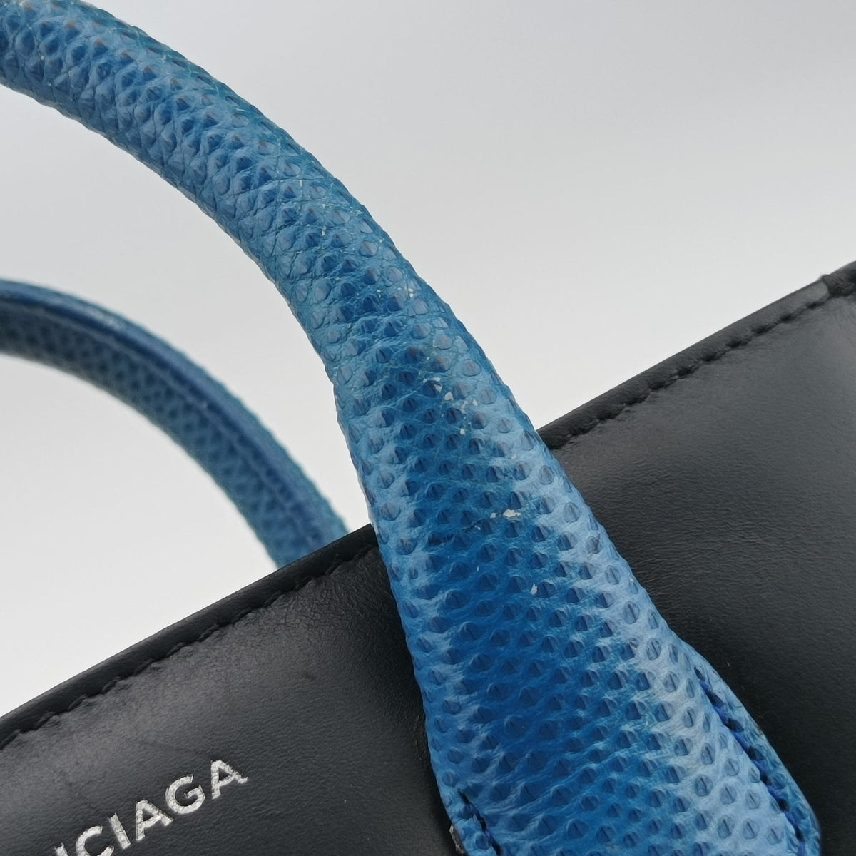 Secondhand Balenciaga Padlock Nude Marble Black Leather  shoulderbag | stylenewstar