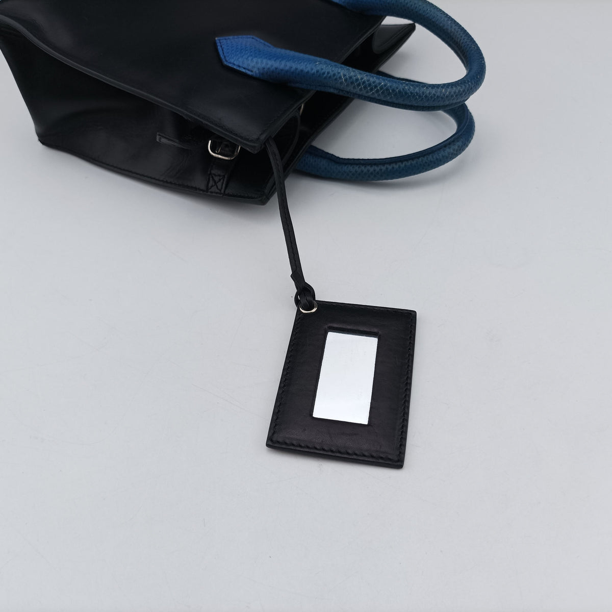 Secondhand Balenciaga Padlock Nude Marble Black Leather  shoulderbag | stylenewstar