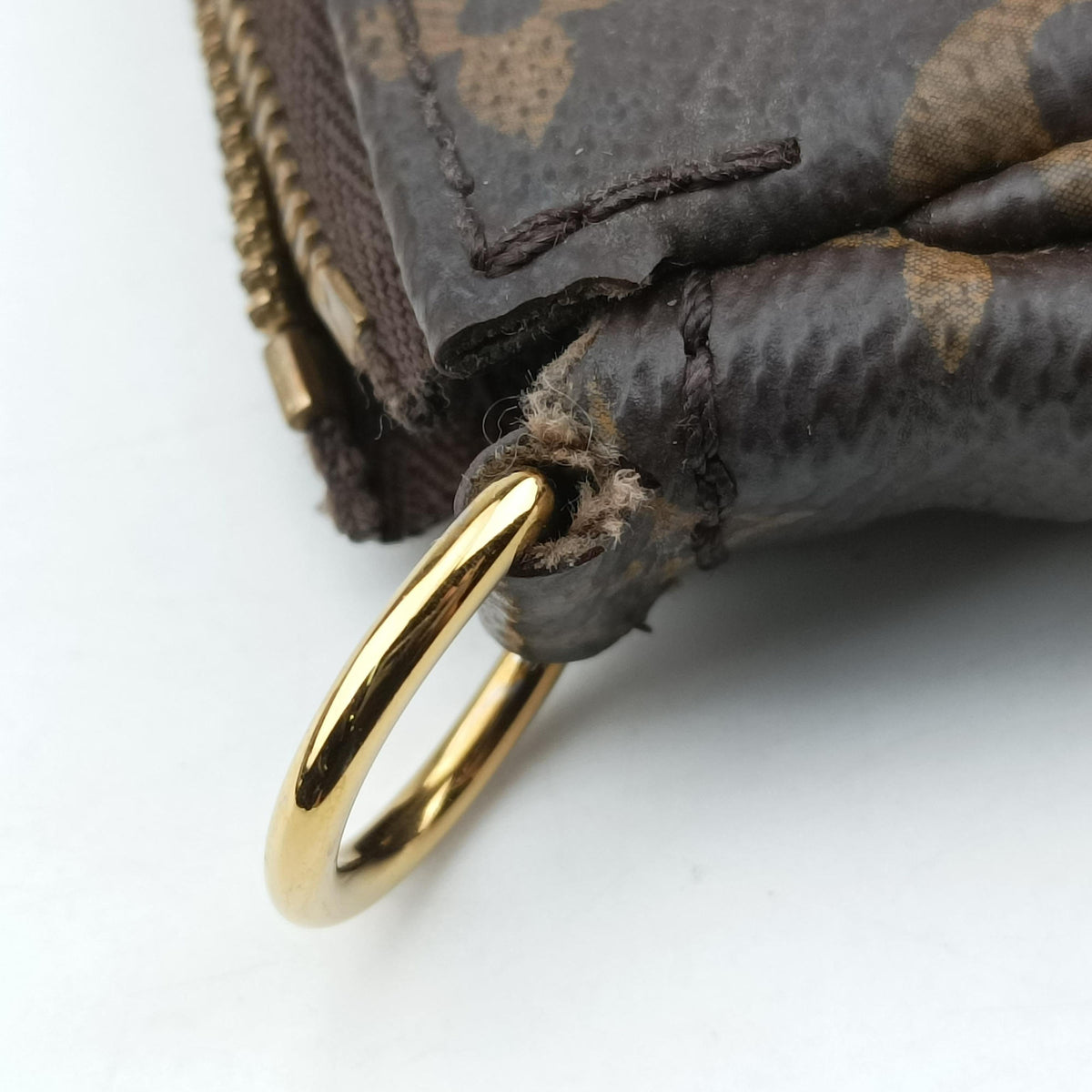 Pre-owned Louis Vuitton MULTI POCHETTE ACCESSOIRES brown×khaki Monogram Canvas M44813 shoulderbag | stylenewstar