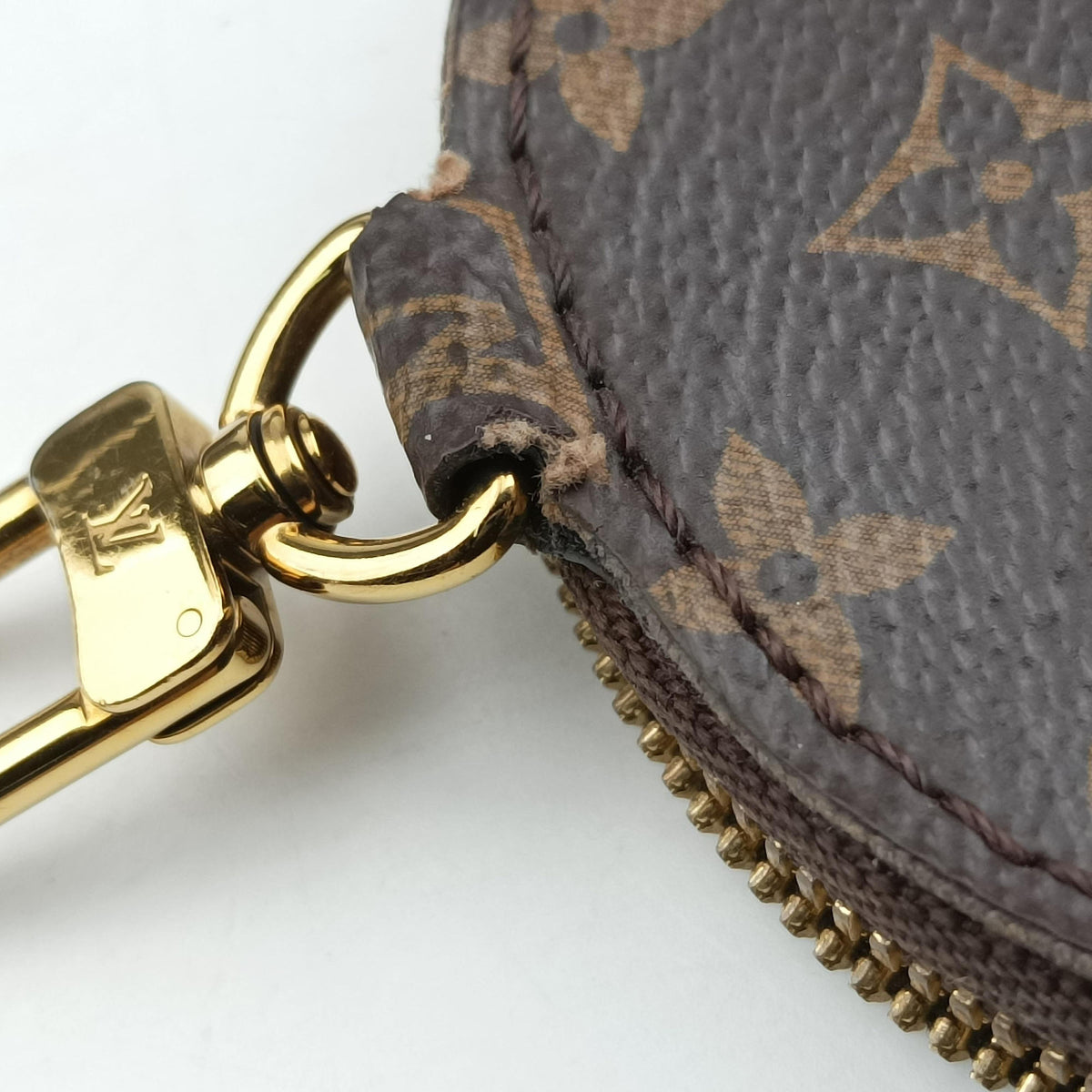 Pre-owned Louis Vuitton MULTI POCHETTE ACCESSOIRES brown×khaki Monogram Canvas M44813 shoulderbag | stylenewstar