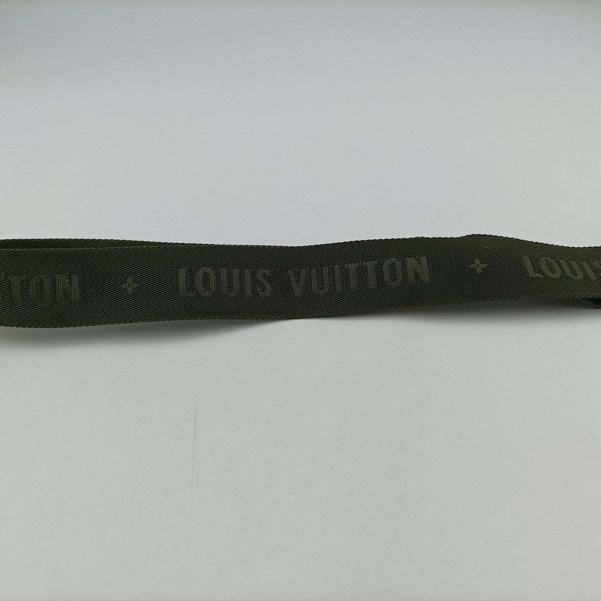 Pre-owned Louis Vuitton MULTI POCHETTE ACCESSOIRES brown×khaki Monogram Canvas M44813 shoulderbag | stylenewstar