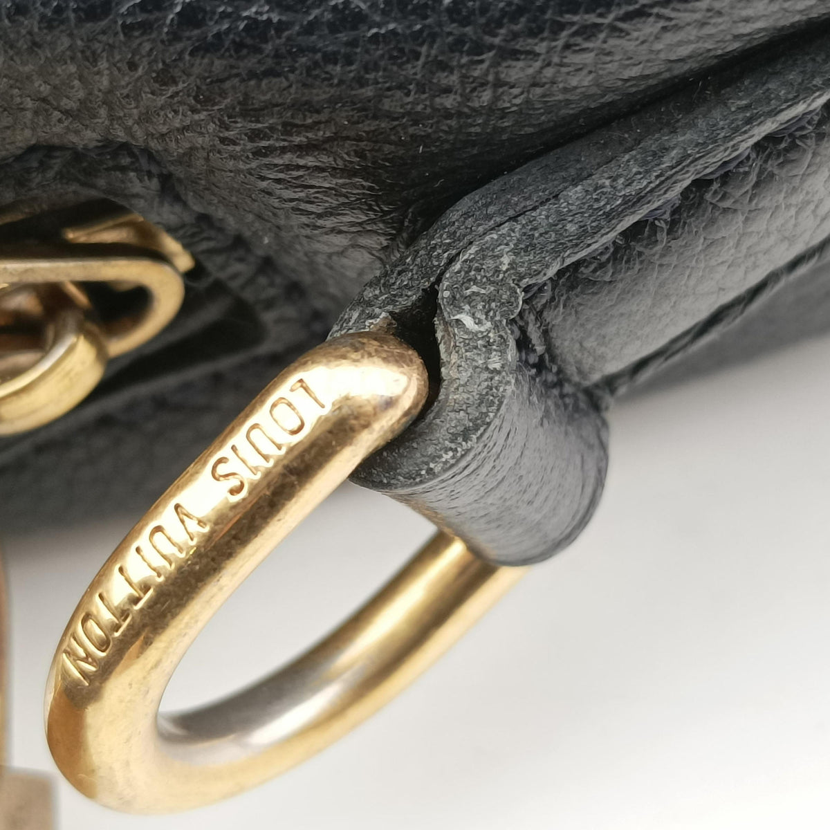 Vintage Louis Vuitton Speedy Bandouliere 25 Anfini Monogram Empreinte M40762 handbag | stylenewstar