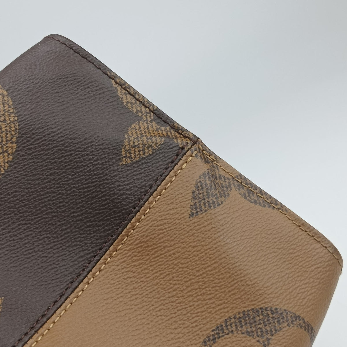 Secondhand Louis Vuitton On The Go GM Brown Monogram Reverse M44576 shoulderbag | stylenewstar