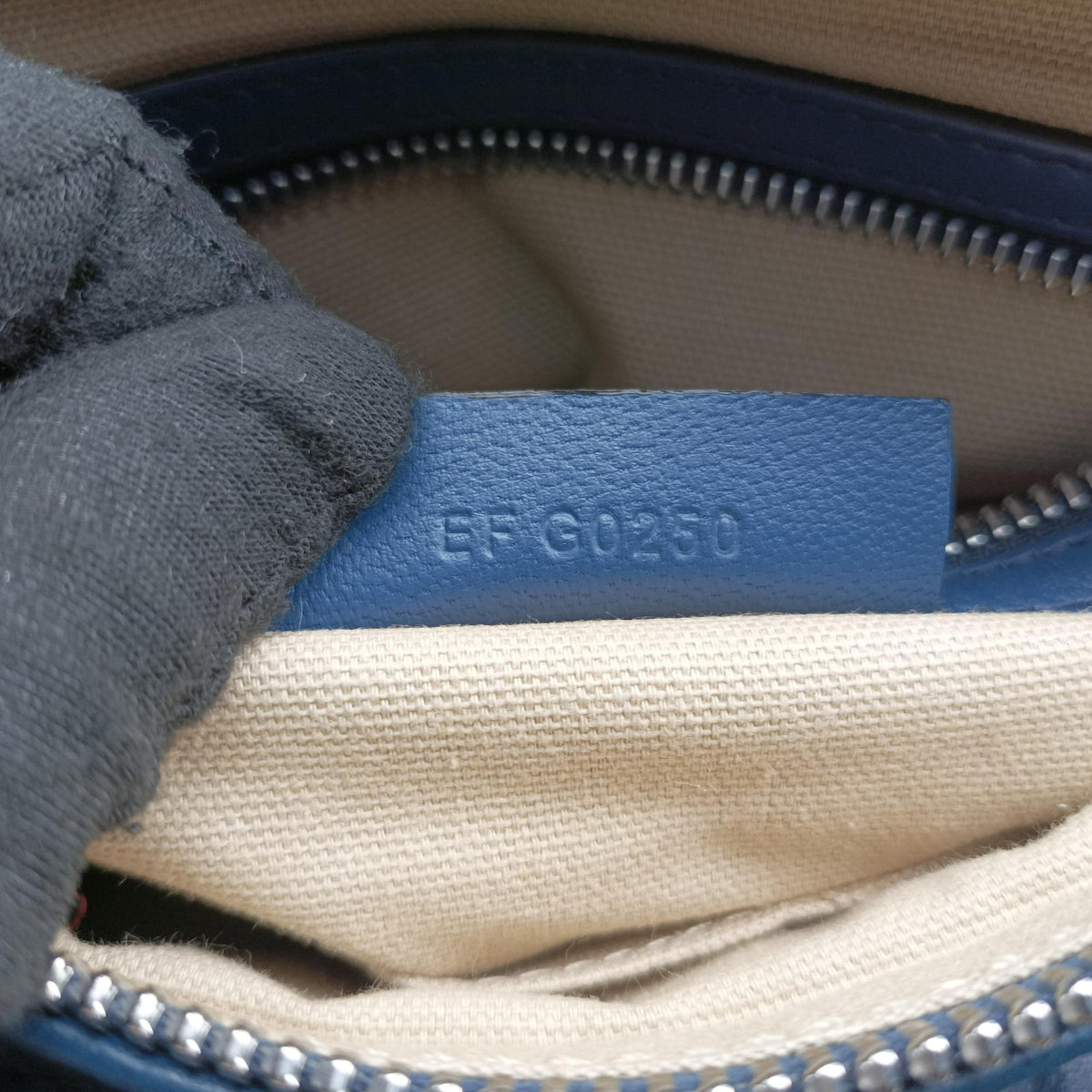 Pre-owned Givenchy Pandora Blue Leather  shoulderbag | stylenewstar