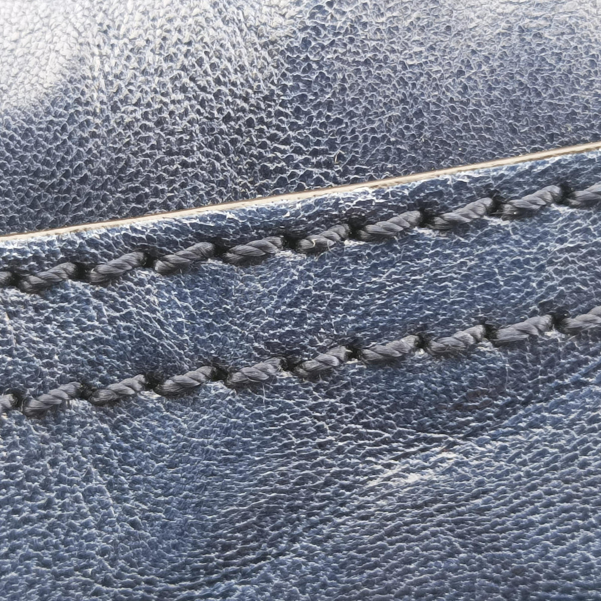 Pre-owned Givenchy Pandora Blue Leather  shoulderbag | stylenewstar