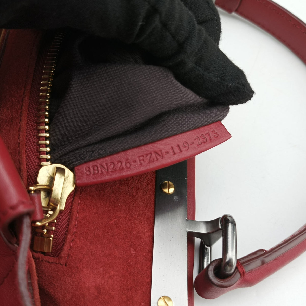 Pre-owned Fendi PEEKABOO Red Leather 8BN226 shoulderbag | stylenewstar