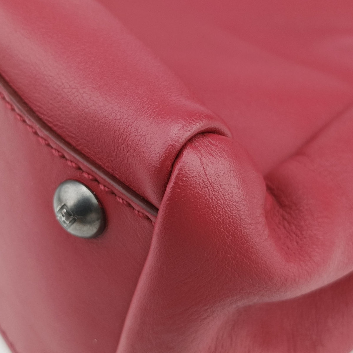 Pre-owned Fendi PEEKABOO Red Leather 8BN226 shoulderbag | stylenewstar