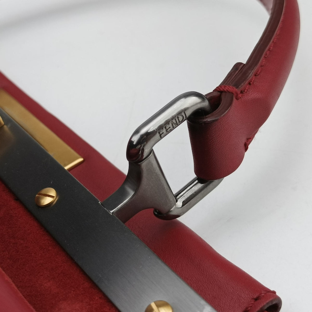 Pre-owned Fendi PEEKABOO Red Leather 8BN226 shoulderbag | stylenewstar