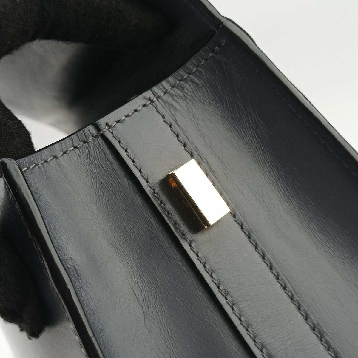 Secondhand Valextra Iside Grey x Red Calf Leather  shoulderbag | stylenewstar