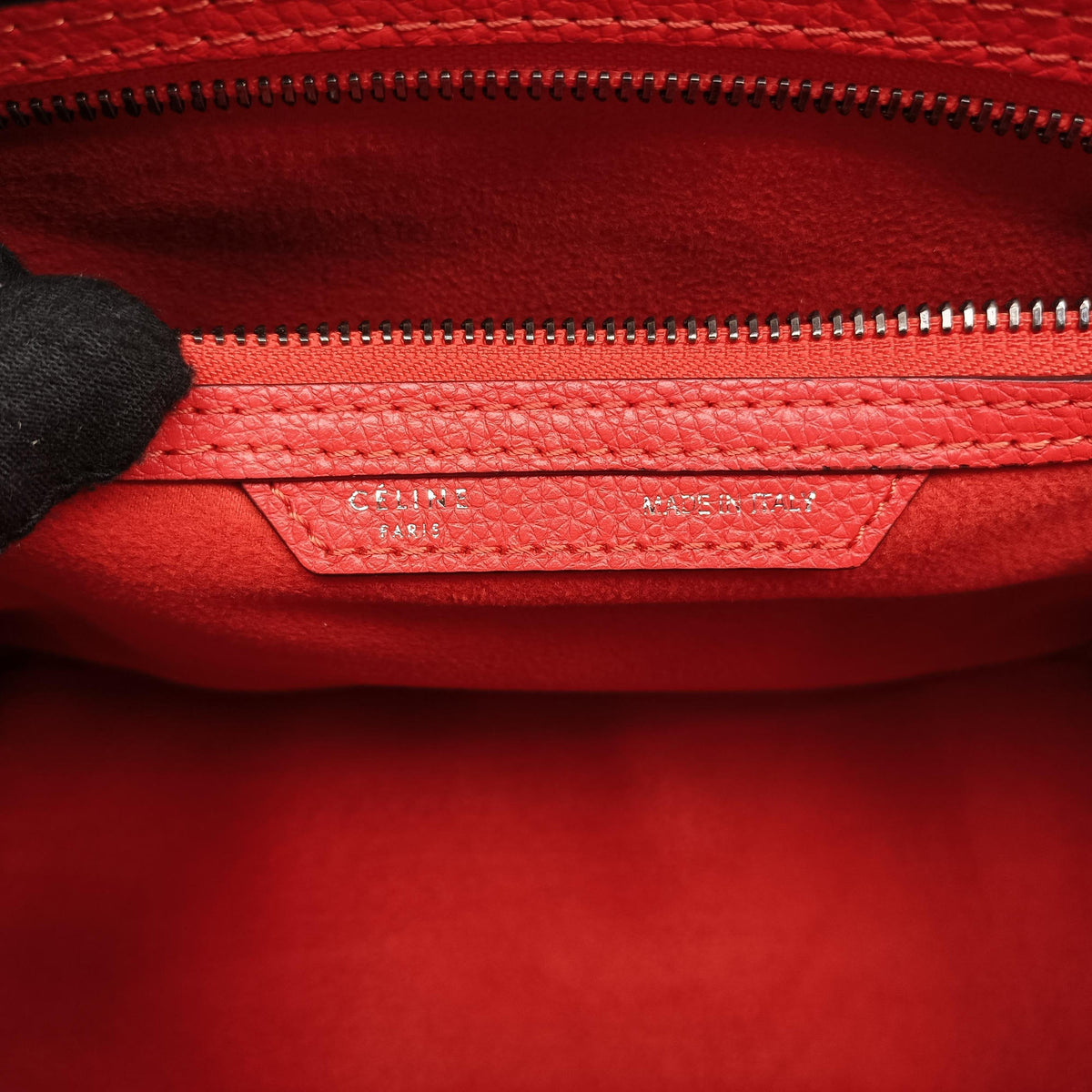 Pre-owned Celine Luggage Mini Shopper Red Leather  handbag | stylenewstar