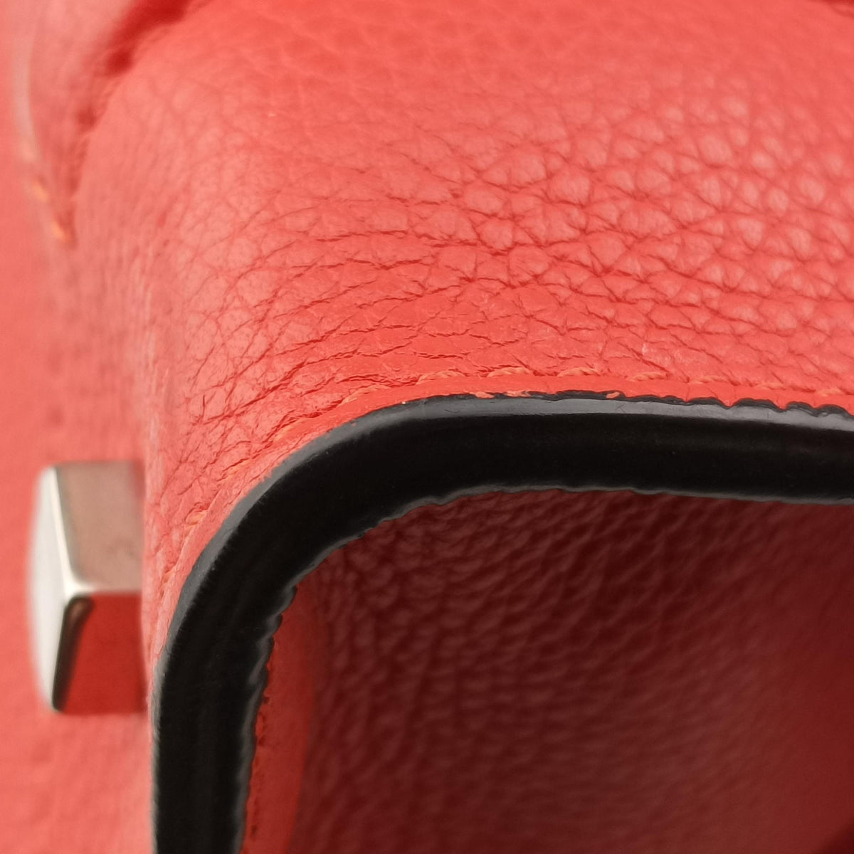 Pre-owned Celine Luggage Mini Shopper Red Leather  handbag | stylenewstar