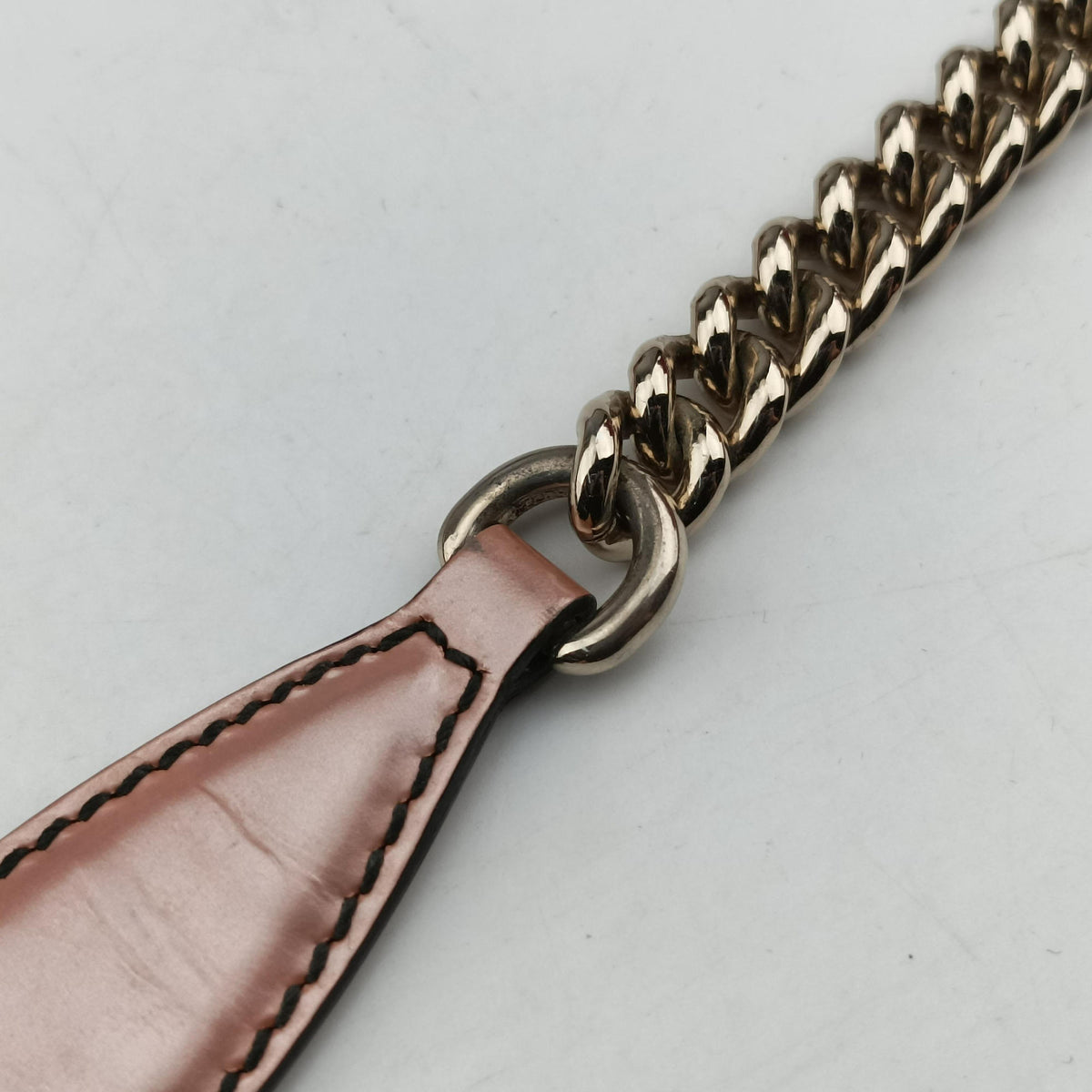 Secondhand Gucci Emily Pink Patent Leather 295403 shoulderbag | stylenewstar