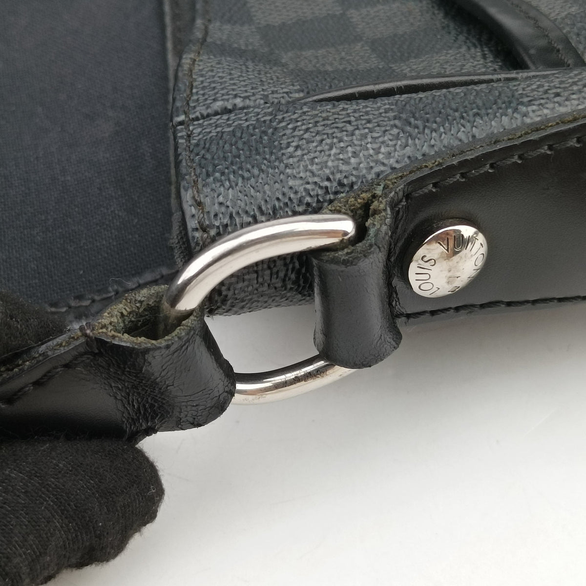 Pre-owned Louis Vuitton DANIEL MM Noir Damier GRAPHITE N58029 shoulderbag | stylenewstar
