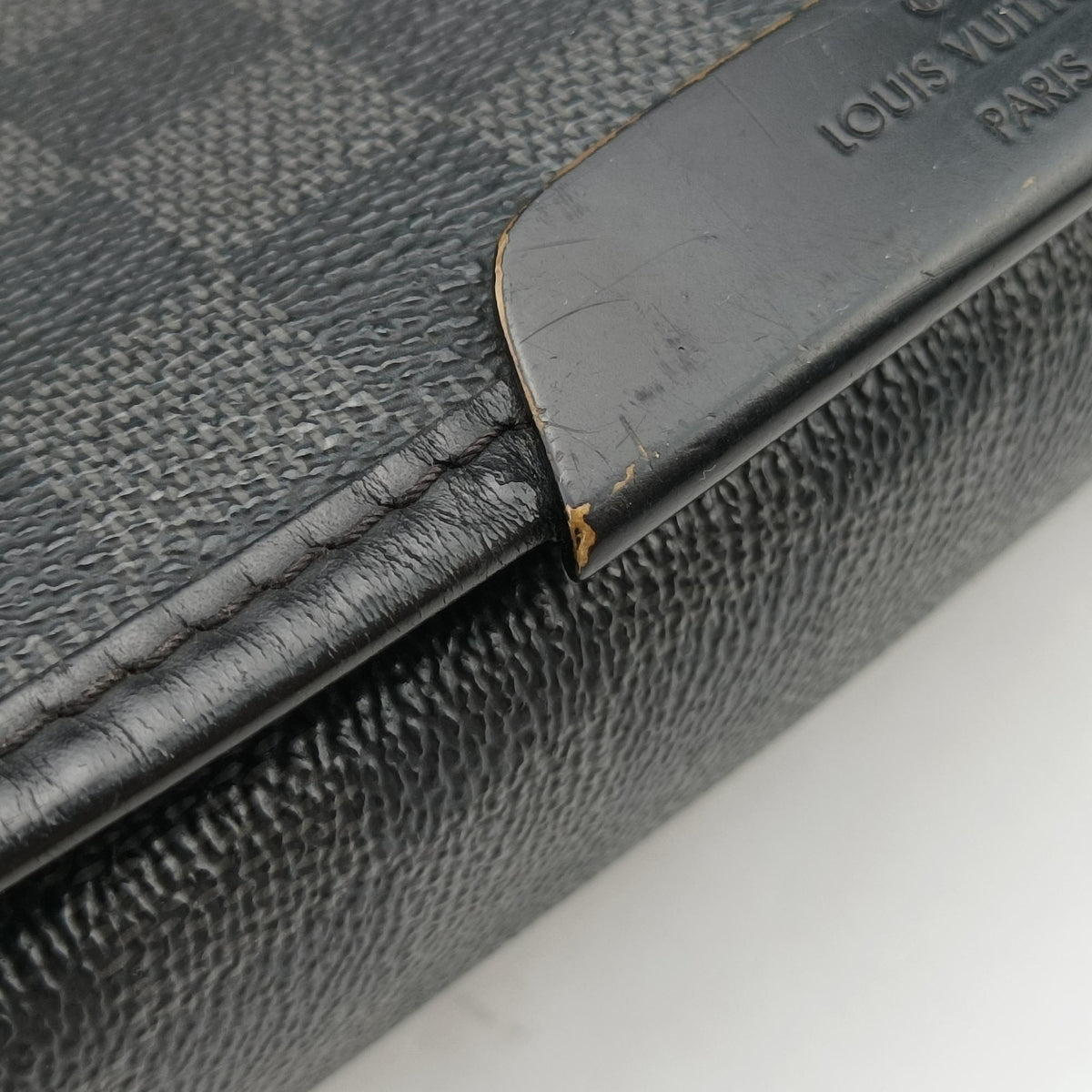 Pre-owned Louis Vuitton DANIEL MM Noir Damier GRAPHITE N58029 shoulderbag | stylenewstar