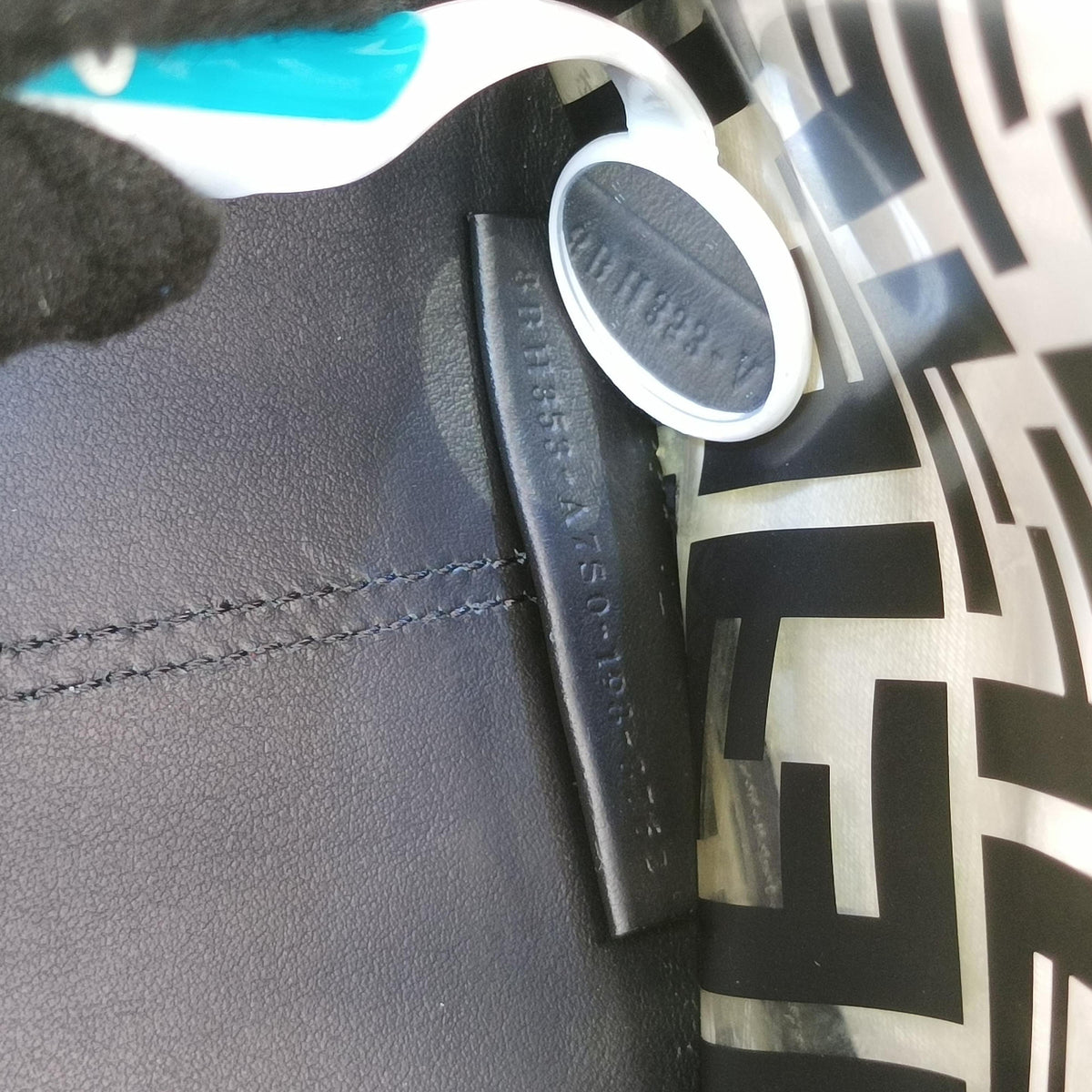 Pre-owned Fendi Runaway Shopper Black PVC Coated Canvas 8BH353 shoulderbag | stylenewstar